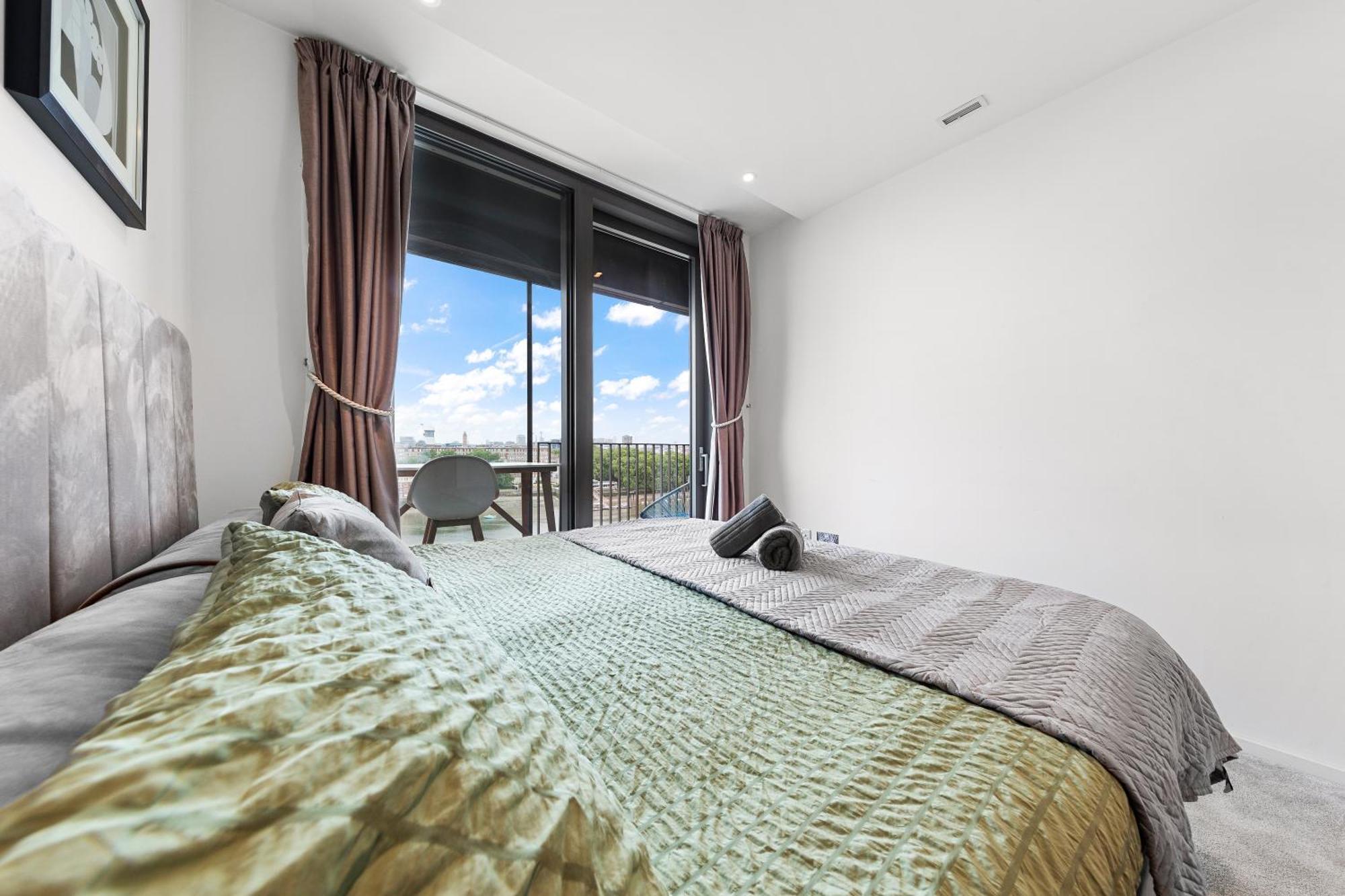 River Panorama Central London 2 Bedroom New Development Exterior photo